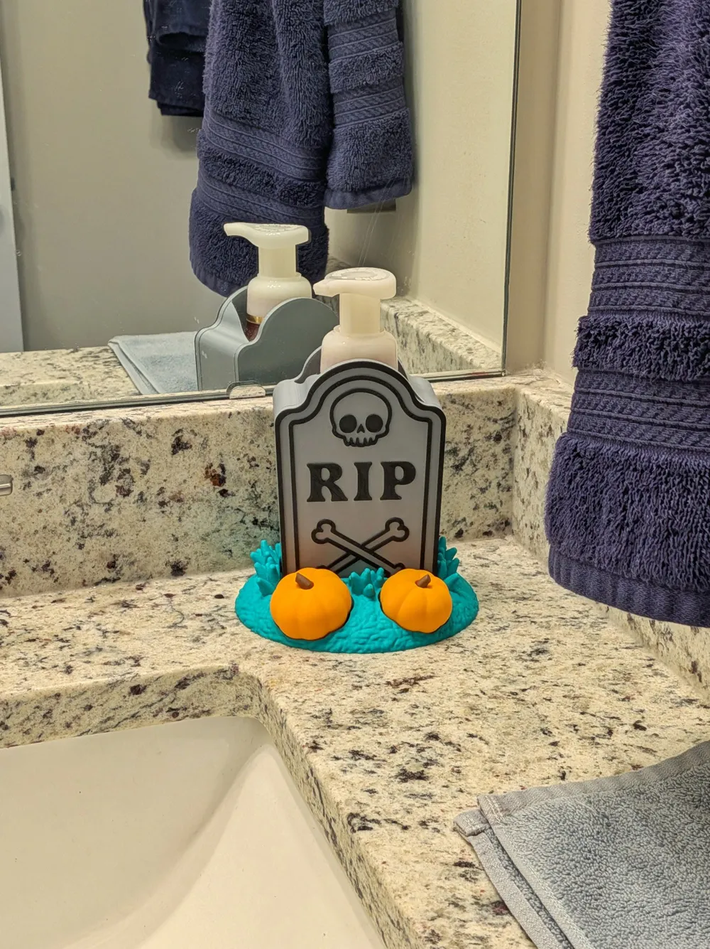 Tombstone Bath & Body Works Soap Holder, photo 2 of 4 - Tombstone Bath & Body Works Soap Holder Household