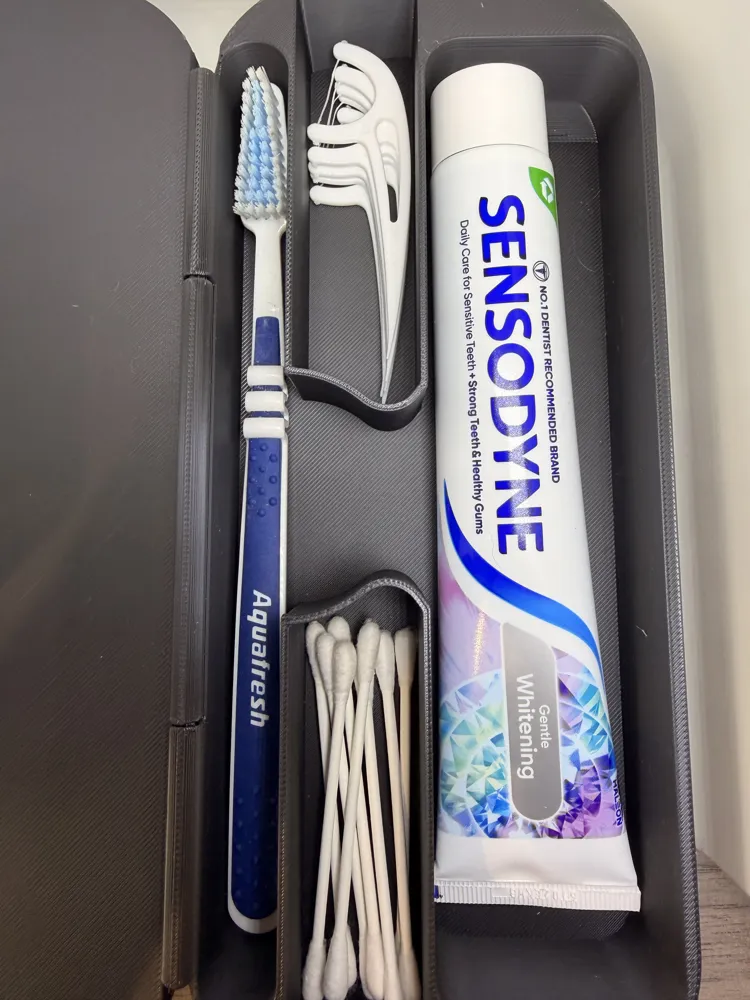 Toothbrush Travel Storage Case, photo 4 of 4 - Toothbrush Holders, household