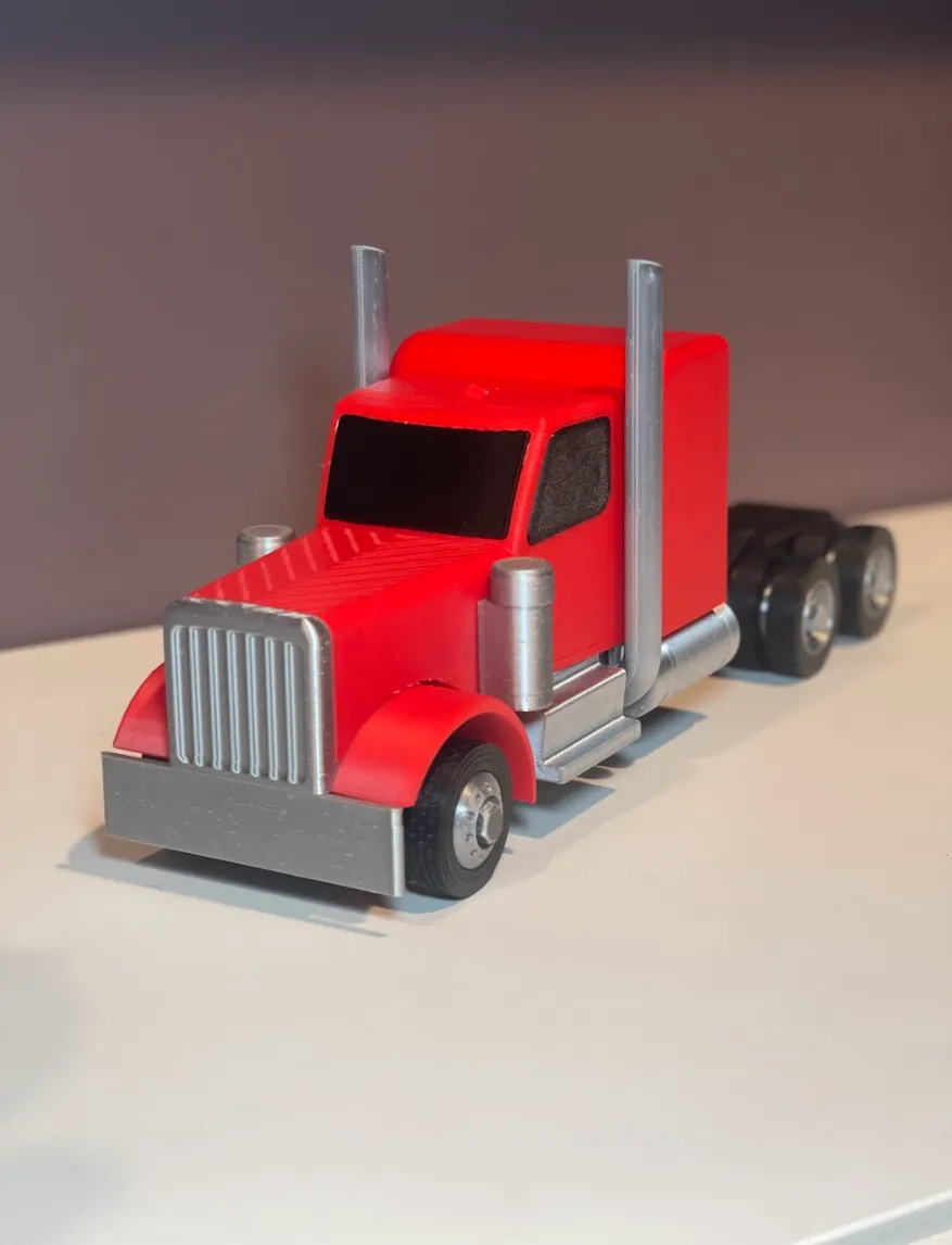 Toy Semi Truck, photo 3 of 4 - Toy Semi Truck Tools & Workshop