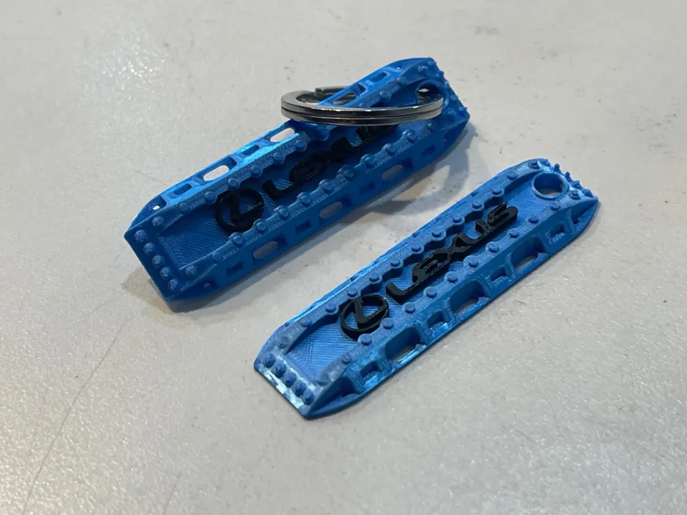 Traction Board Keychain Lexus, Toyota, photo 2 of 4 - Car Brand Keychains, offroad
