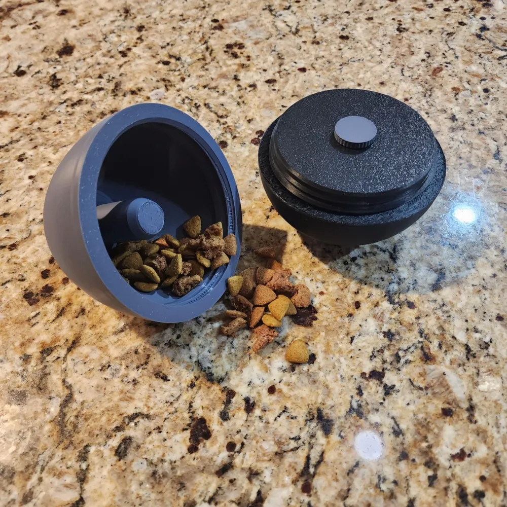 Dog Treat Dispenser, photo 3 of 4 - Leash & Poop-bag Holders, petaccessories