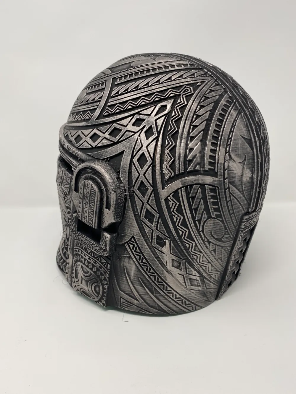Tribal Mandalorian Helmet, photo 4 of 4 - Tribal Mandalorian Helmet Props & Cosplay