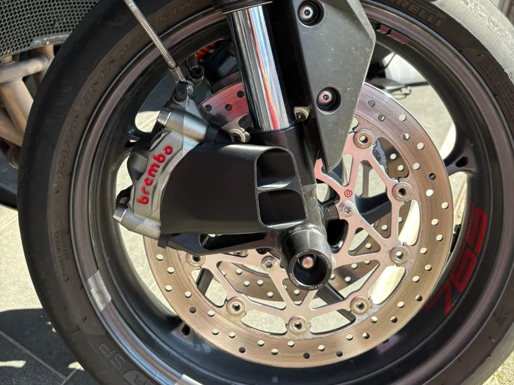 Triumph 765 RS convogliatore air freno R short