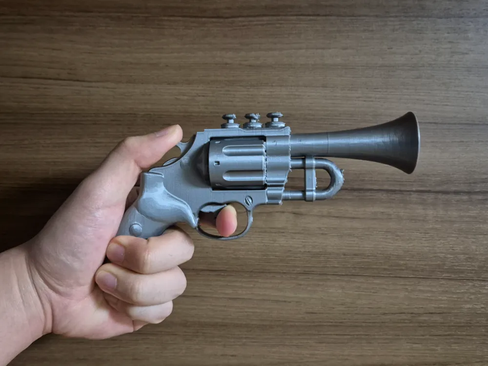 Trumpet pistol, photo 4 of 4 - Trumpet pistol Props & Cosplay
