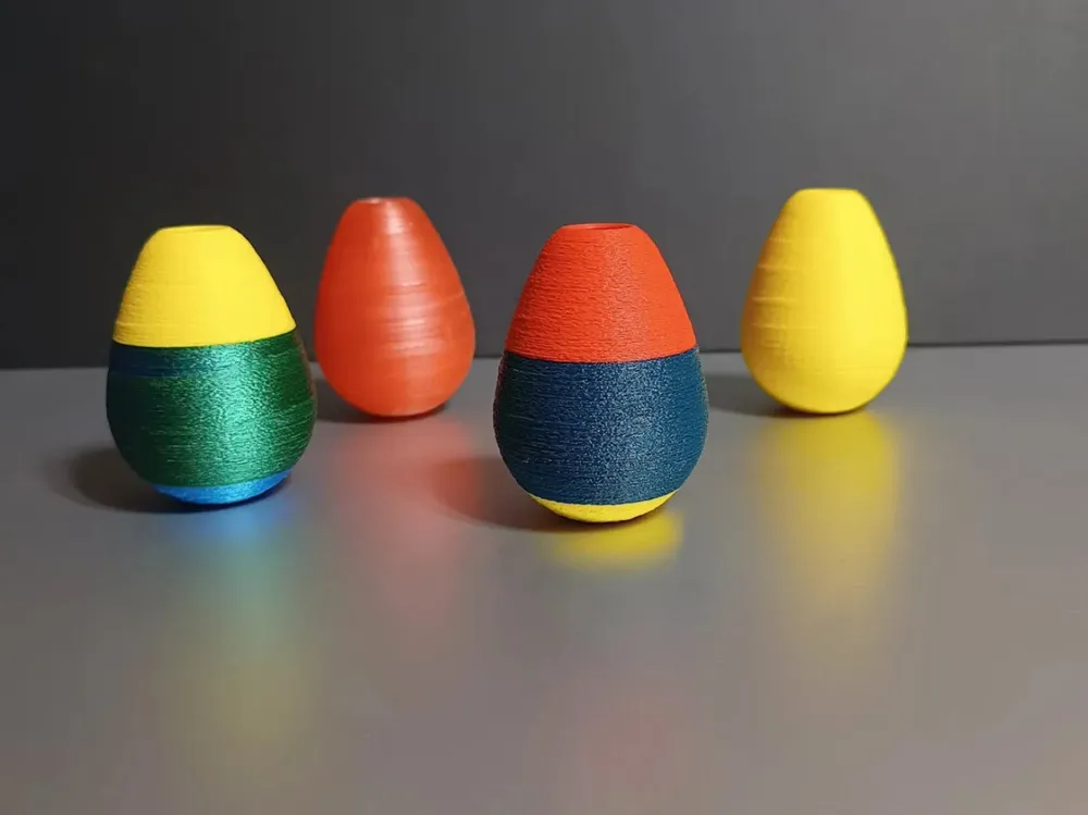 Tumbling Treats Egg (Cat Toy), photo 2 of 4 - Cat Bowls & Feeders, cattoy