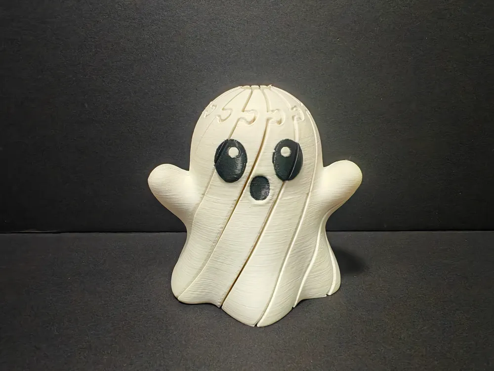 Twisting Ghost Fidget, photo 4 of 4 - Twisting Ghost Fidget Toys & Games