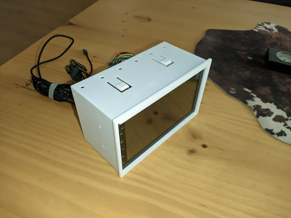 2 DIN FRAME FOR CHINESE STEREO VOLKSWAGEN, photo 3 of 4 - Model Cars & Race Cars, speakers
