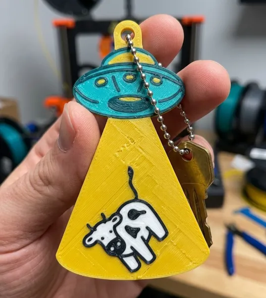 OVNI Abrelatas Llavero ET Alien Abduccion Vaca 3D, photo 3 of 4 - OVNI Abrelatas Llavero ET Alien Abduccion Vaca 3D Keychains