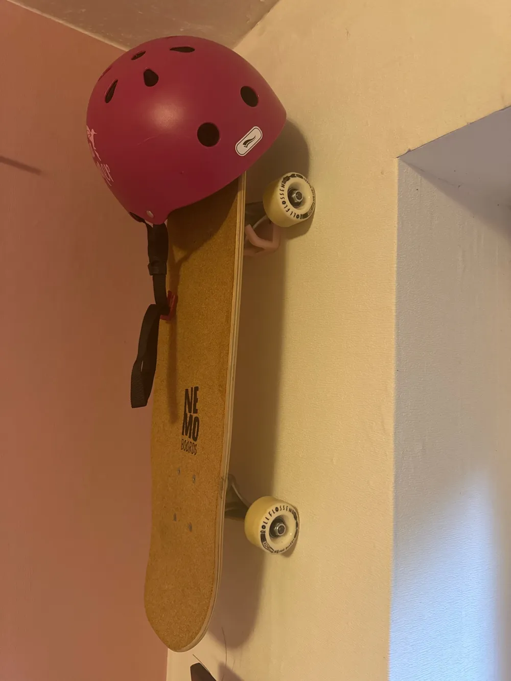 Ukulele wall mount, photo 3 of 4 - Ukulele wall mount Hobby & DIY
