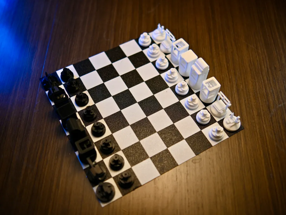 Ultra LIGHT Chess Board, photo 2 of 4 - Chess Sets & Pieces, thin