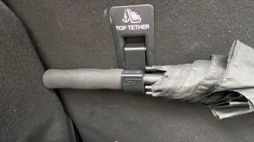 UMBRELLA HANGER FORD FOCUS/PUMA/FIESTA - ST Logo, photo 3 of 4 - Clothes Hangers & Hanger Hooks, stline