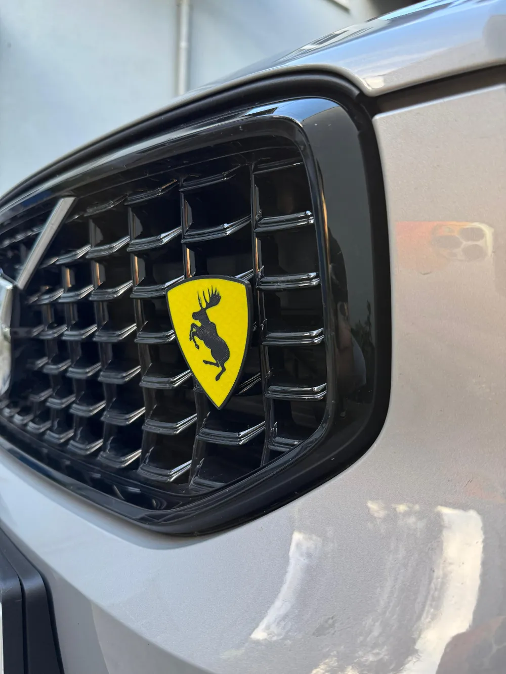 Universal Moose Grille Emblem for Volvo, photo 4 of 4 - Car Badges & Emblems, b3 ultimate