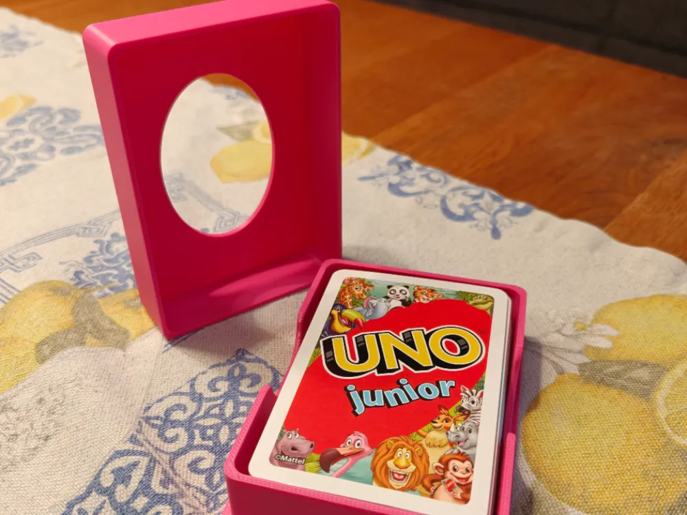 uno junior cardbox, photo 4 of 4 - uno junior cardbox Toys & Games