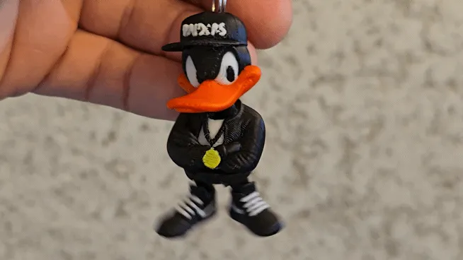 Urban Daffy Duck flexi keychain, photo 2 of 4 - Urban Daffy Duck flexi keychain Miniatures