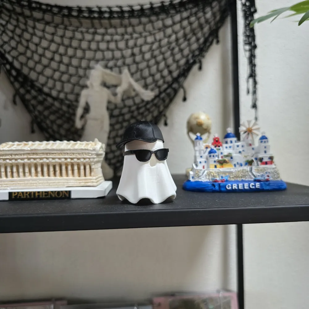 Urban Style Halloween Ghost, photo 4 of 4 - Urban Style Halloween Ghost Toys & Games