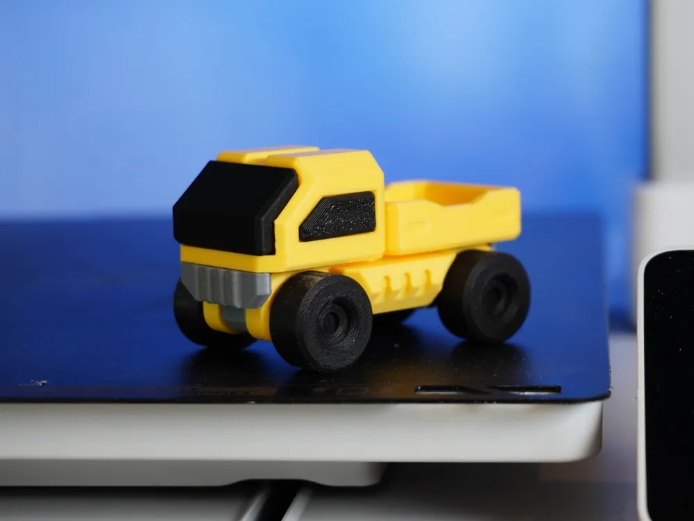 Utility Truck: Pickup - Model Kit, photo 3 of 4 - Utility Truck: Pickup - Model Kit Models, RC & Drones