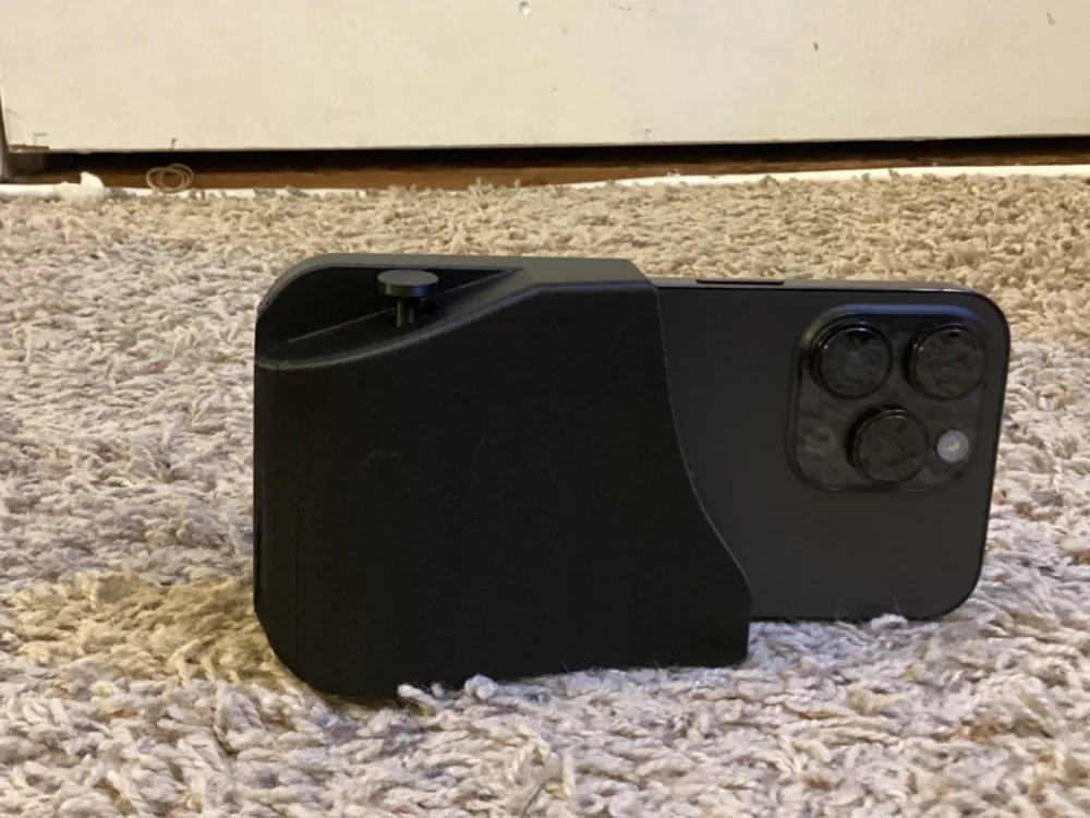 V 1.5 camera grip with shutter button