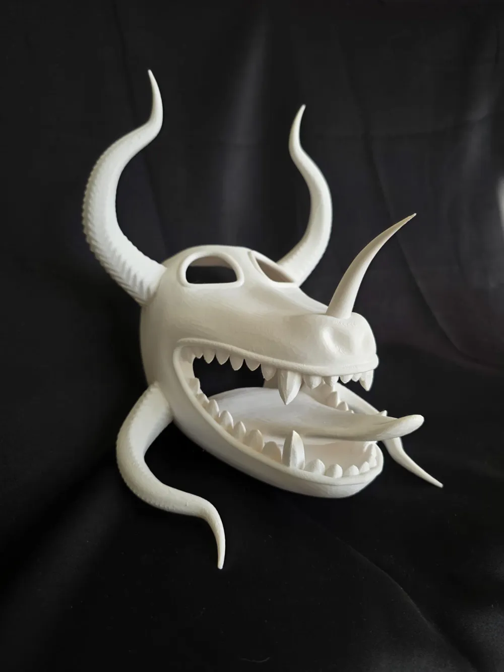 Vejigante Mask, The Mocking One, photo 4 of 4 - Vejigante Mask, The Mocking One Props & Cosplay