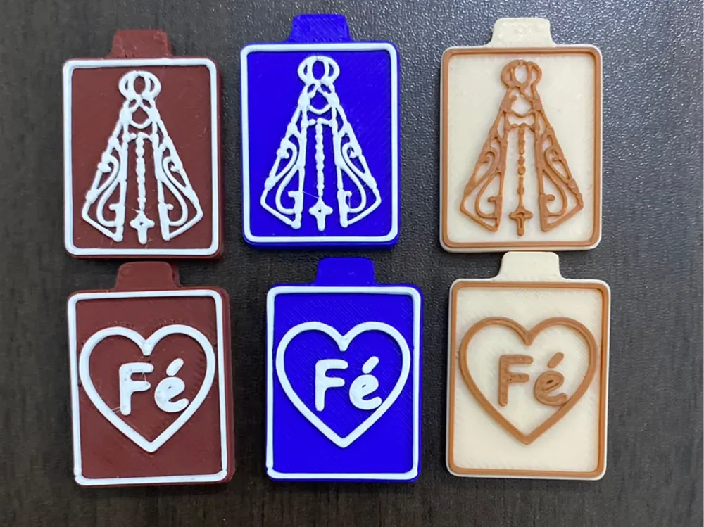 Virgen del Valle - Escapulario 3D / Keychain, photo 2 of 3 - Virgen del Valle - Escapulario 3D / Keychain Keychains
