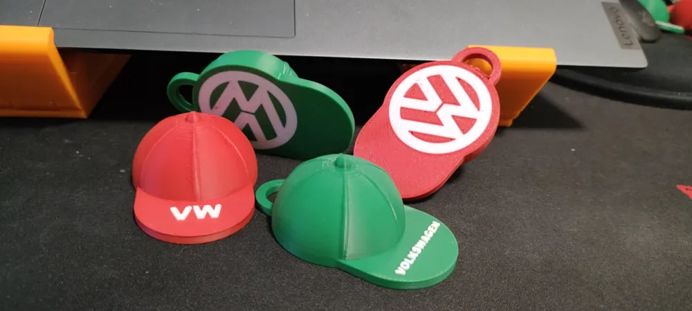 VOLKSWAGEN Cap Keychain, photo 2 of 4 - Car Brand Keychains, passat