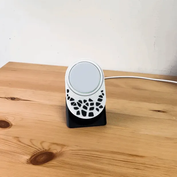 Voronoi Magsafe charger Phone Stand, photo 3 of 4 - Voronoi Magsafe charger Phone Stand Tools