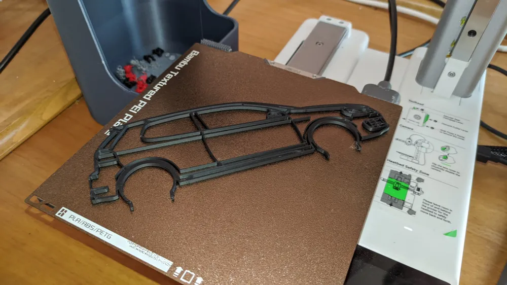 VW GOLF 6 GTI - SILHOUETTE + BASE, photo 3 of 4 - Golf Accessories, car