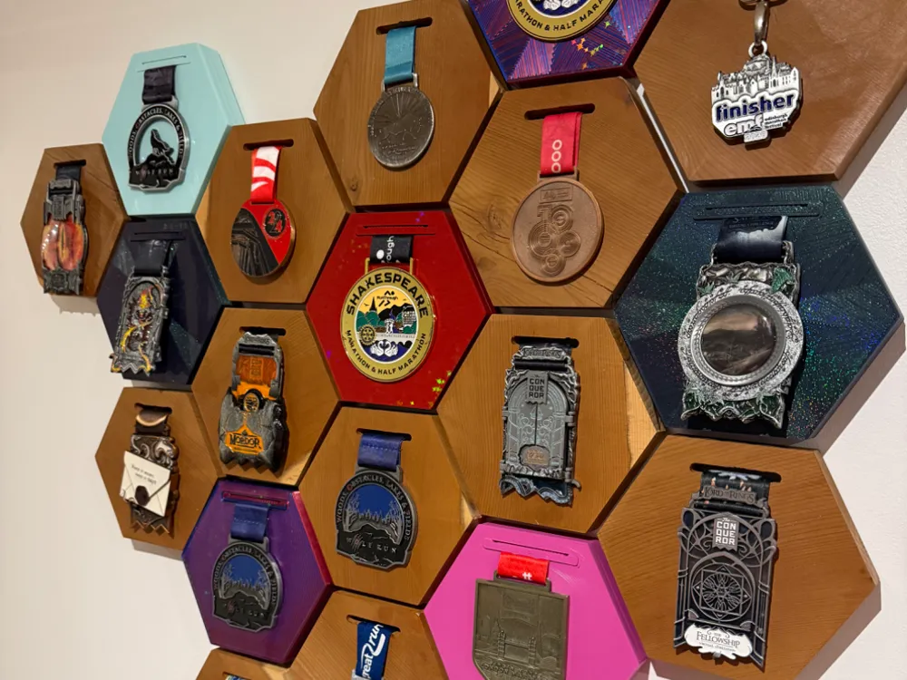 Wall display run medal holder