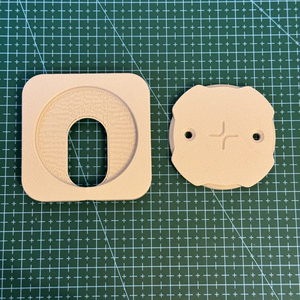 Wall Mounted MagSafe - 25W | Newer Version Puck, photo 3 of 4 - Wall Mounted MagSafe - 25W | Newer Version Puck Household