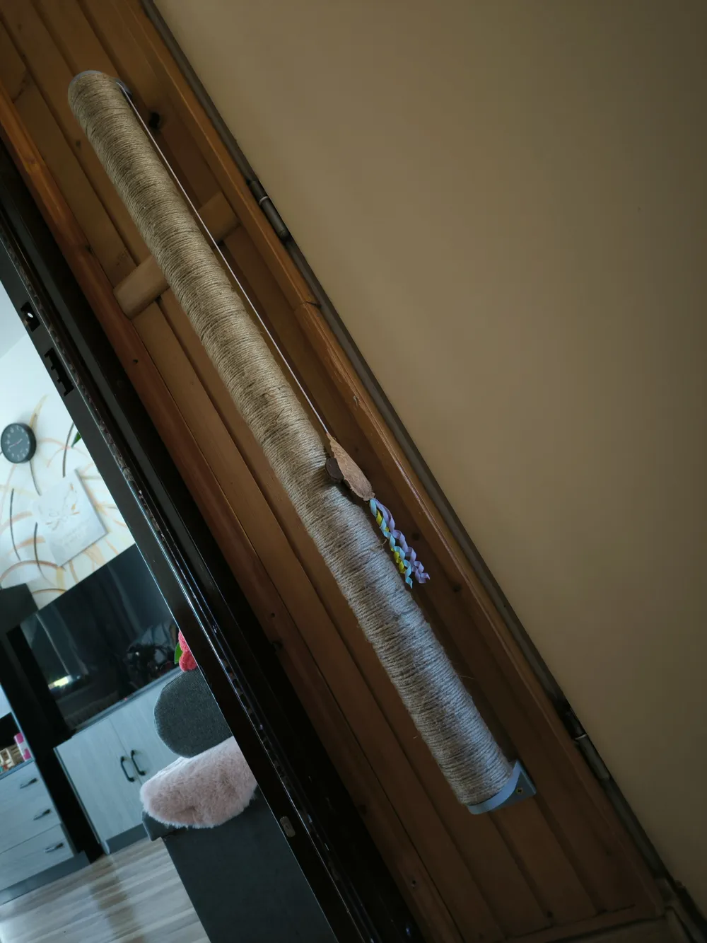 Wall mounted support for cat tree, photo 4 of 4 - Wall mounted support for cat tree Pets