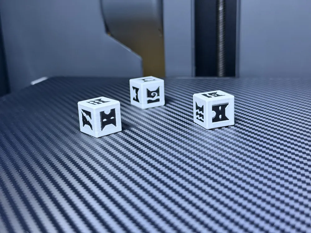 Warrior Cats 6 Sided Dice, photo 2 of 3 - Warrior Cats 6 Sided Dice Toys & Games