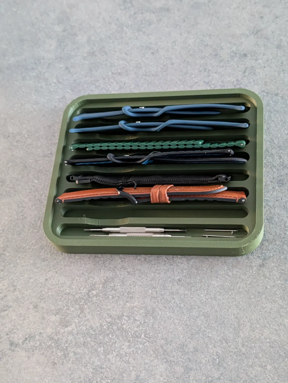 Watch band holder tray, photo 4 of 4 - Watch band holder tray Fashion