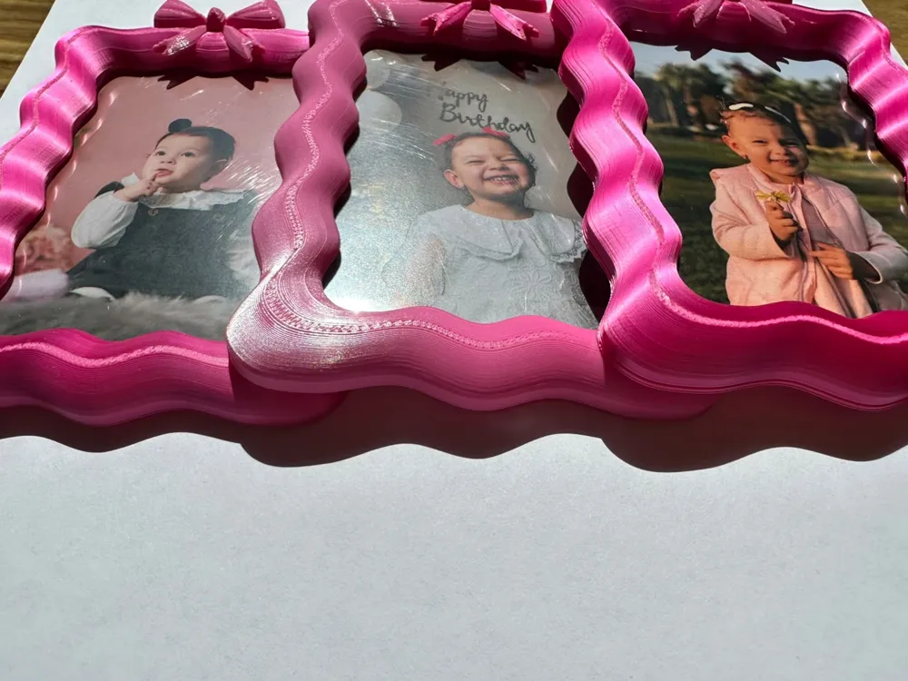 Wavy Bow Photo Frame, Instax Mini Fridge Magnet, photo 2 of 4 - Wavy Bow Photo Frame, Instax Mini Fridge Magnet Household