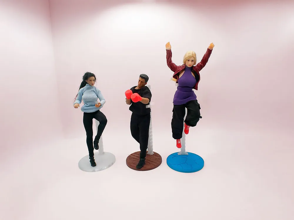 Universal 1:12 Scale Doll Stand, photo 4 of 4 - Universal 1:12 Scale Doll Stand Kids & Baby