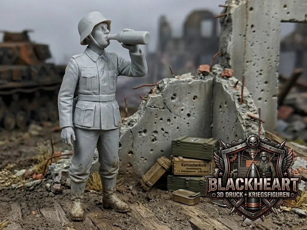 WWII Deutscher Soldat Mit Wein Flasche 1:35 - Other Miniatures, in stock in India