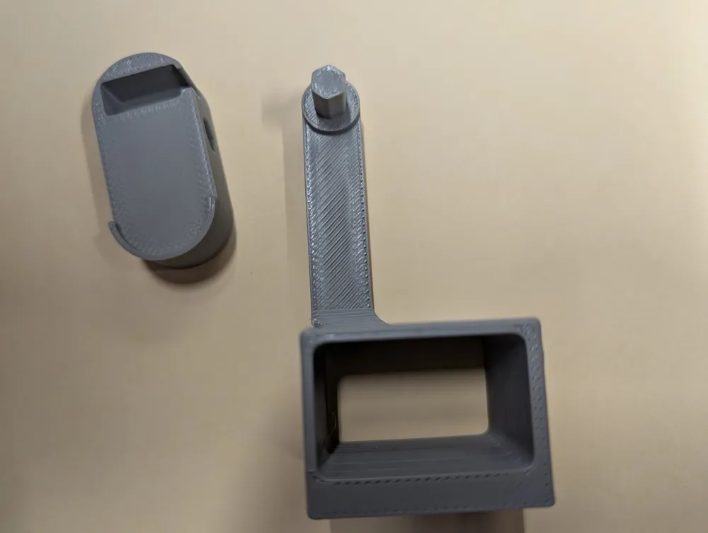Xiaomi Smart Band 8 Charge Stands, photo 4 of 4 - Xiaomi Smart Band 8 Charge Stands Hobby & DIY