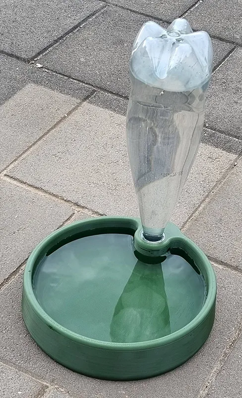 XXL Animal Water Bowl for AU Threaded Bottles, photo 4 of 4 - XXL Animal Water Bowl for AU Threaded Bottles Pets