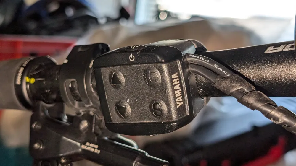 YAMAHA Ebike conroller clamp, photo 2 of 4 - YAMAHA Ebike conroller clamp Hobby & DIY