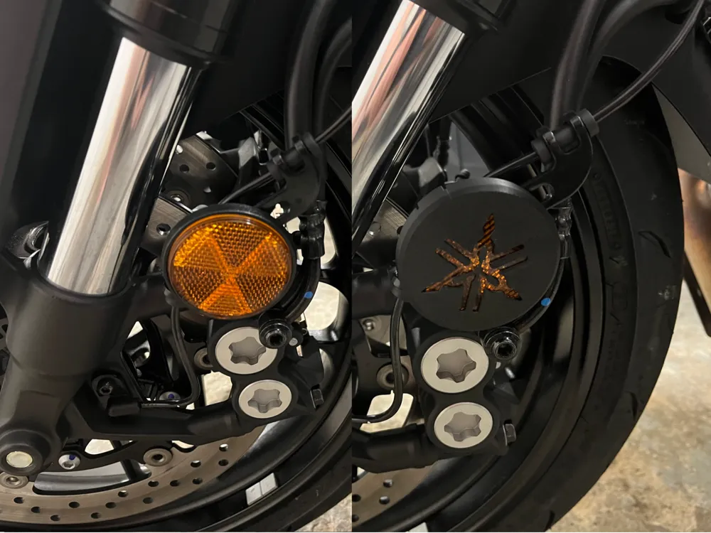 Yamaha MT-07 2025 reflector cover suspension fork