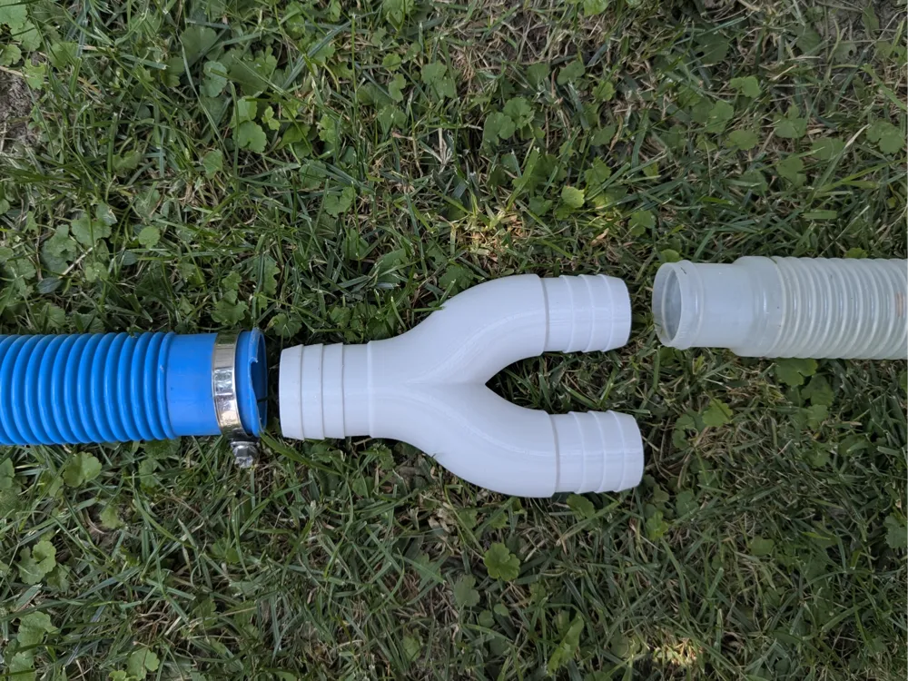 Y hose connector for 32 and 38 mm pool hose