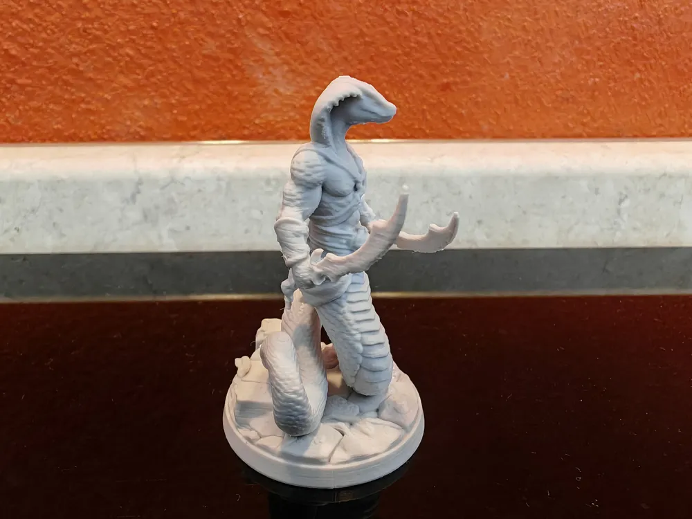 Yuan-Ti Malison - Cobra Serpentfolk Dual Duelist, photo 4 of 4 - Yuan-Ti Malison - Cobra Serpentfolk Dual Duelist Figurines & Collectibles