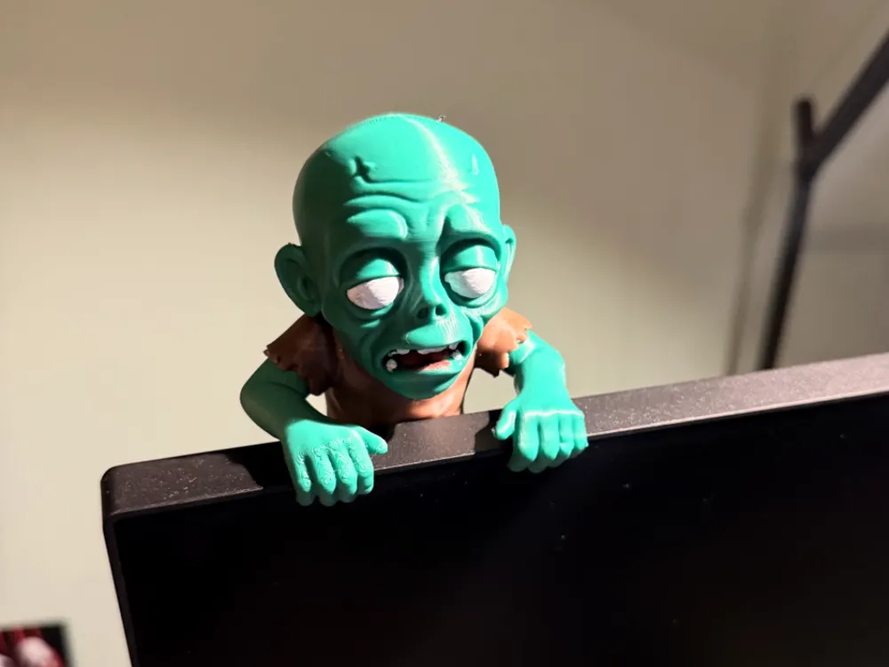 Zombie Monitor Buddy /Multi-Part